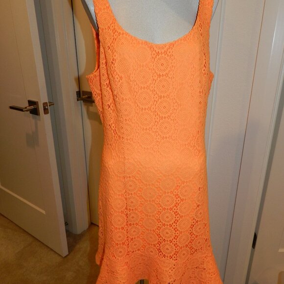 Lilly Pulitzer - NWT Sevilla Crochet Lace Dress Keen Peach Breakers Lace - Picture 2 of 15